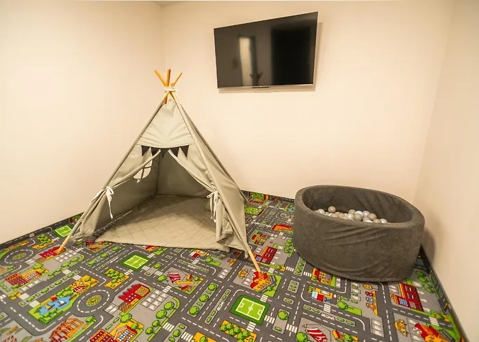 Invest Centrum Park 11 *